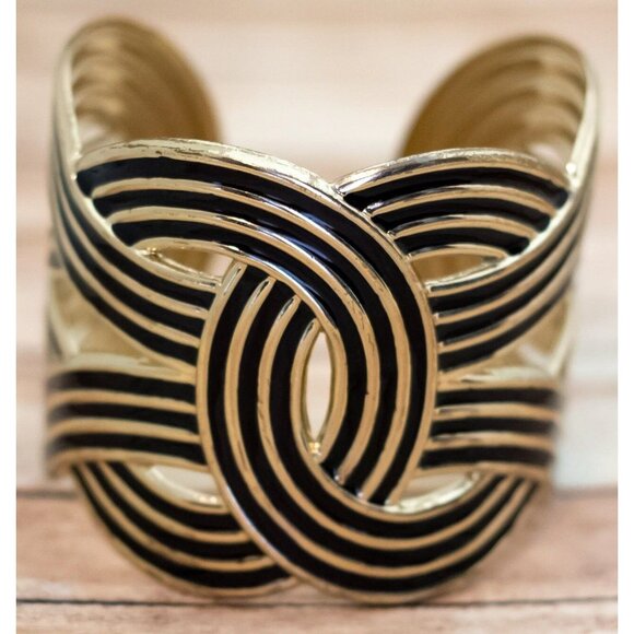 7 inch, Vintage Gold Tone Multi Spiral Two Tone Cuff Bracelet - XX9 - Picture 2 of 3